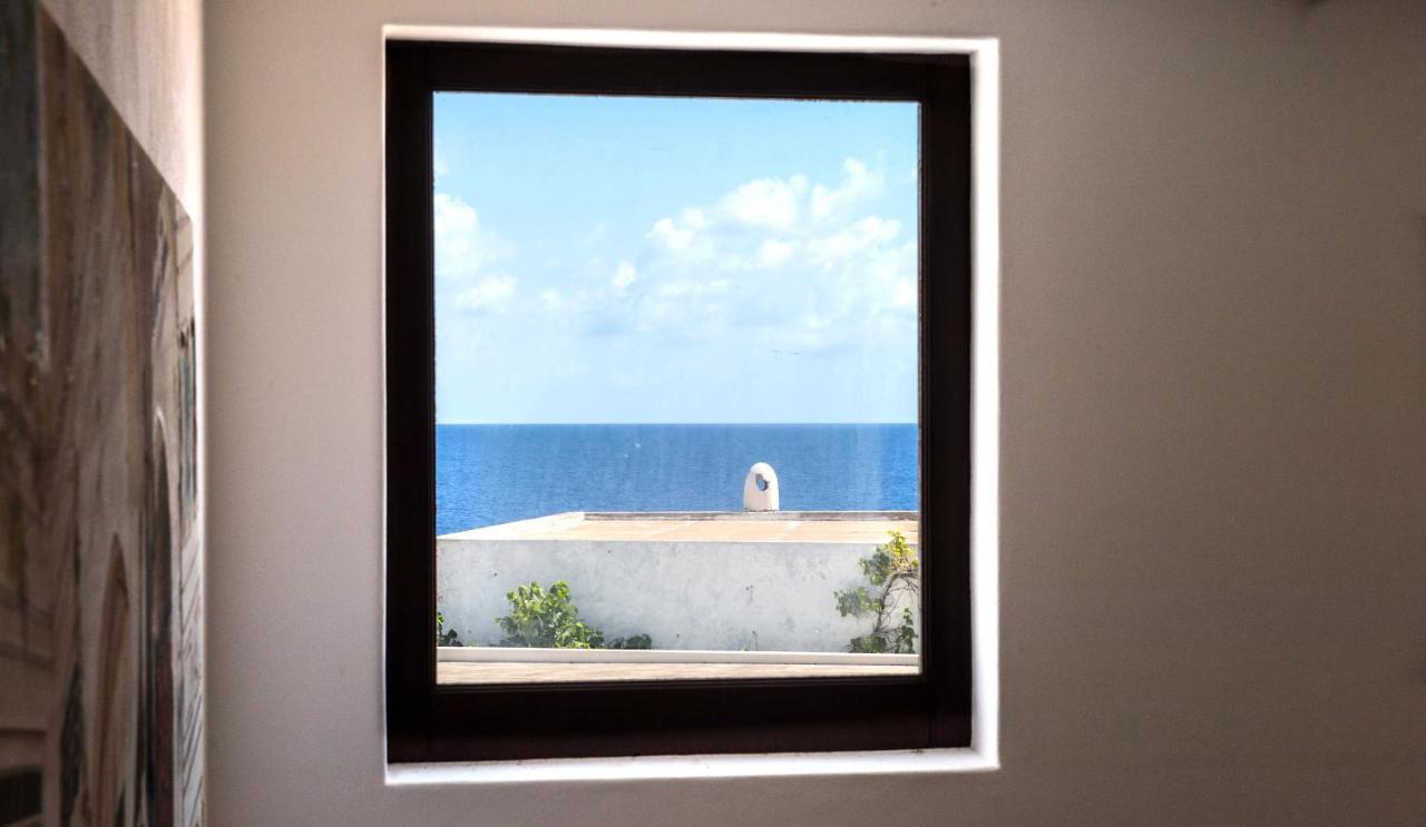 Casa Due Lune สตรอมโบลี ภายนอก รูปภาพ
